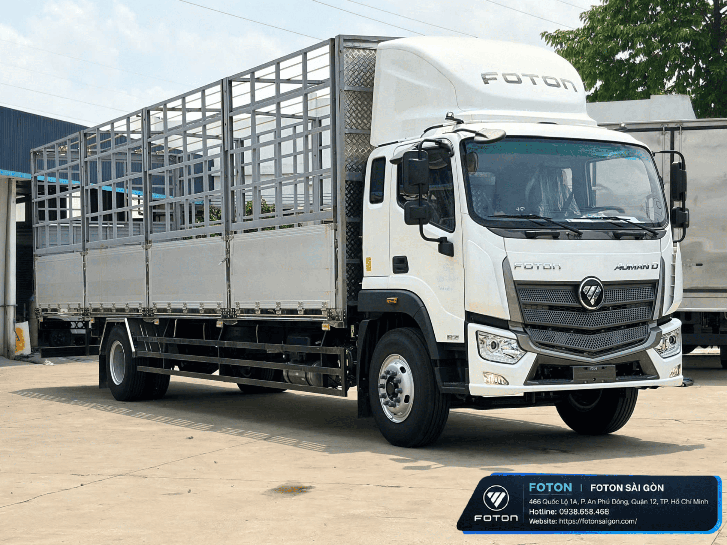 xe-tai-foton-c240-thung-mui-bat 1