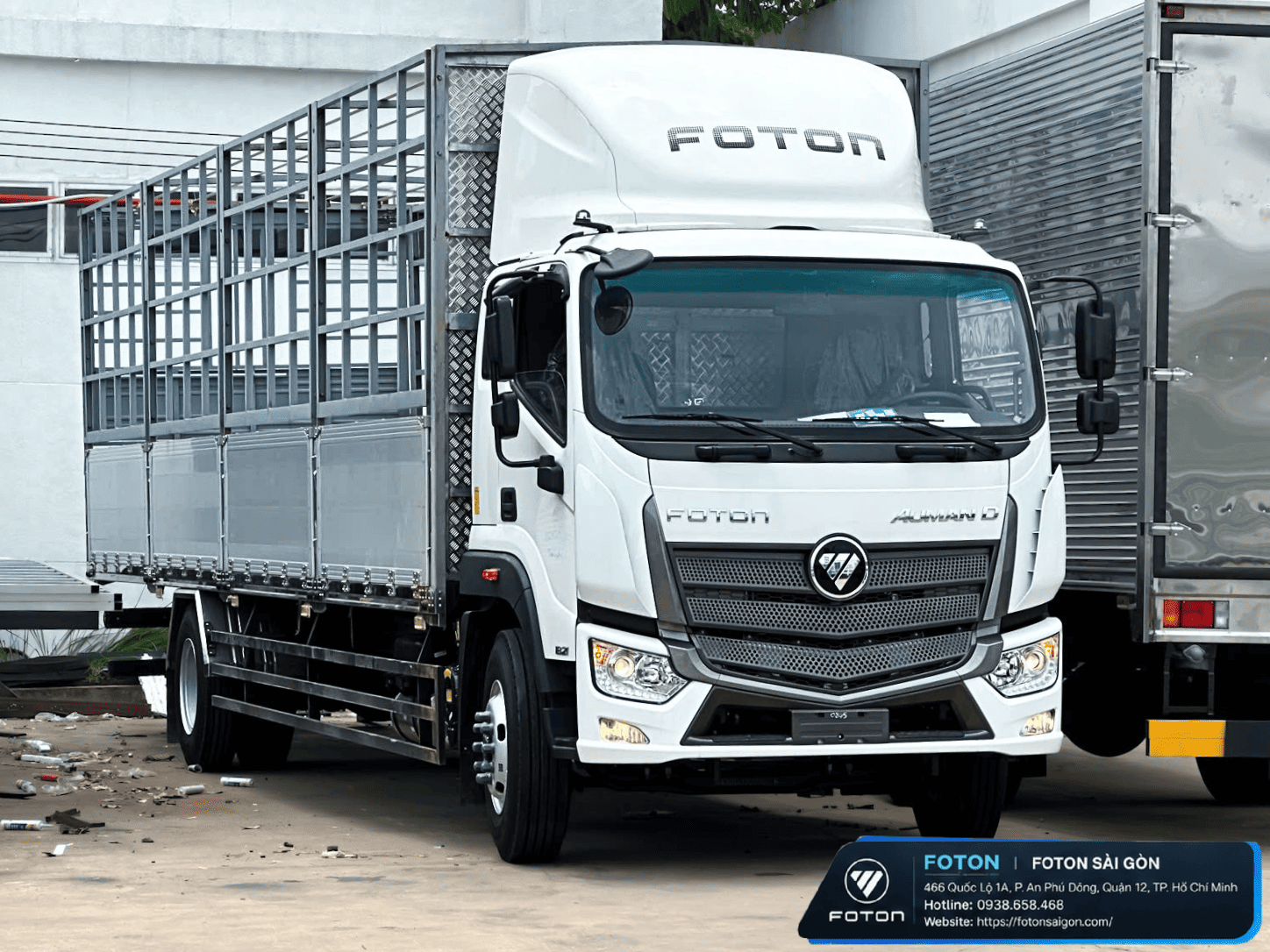 xe-tai-foton-c240-thung-mui-bat 9